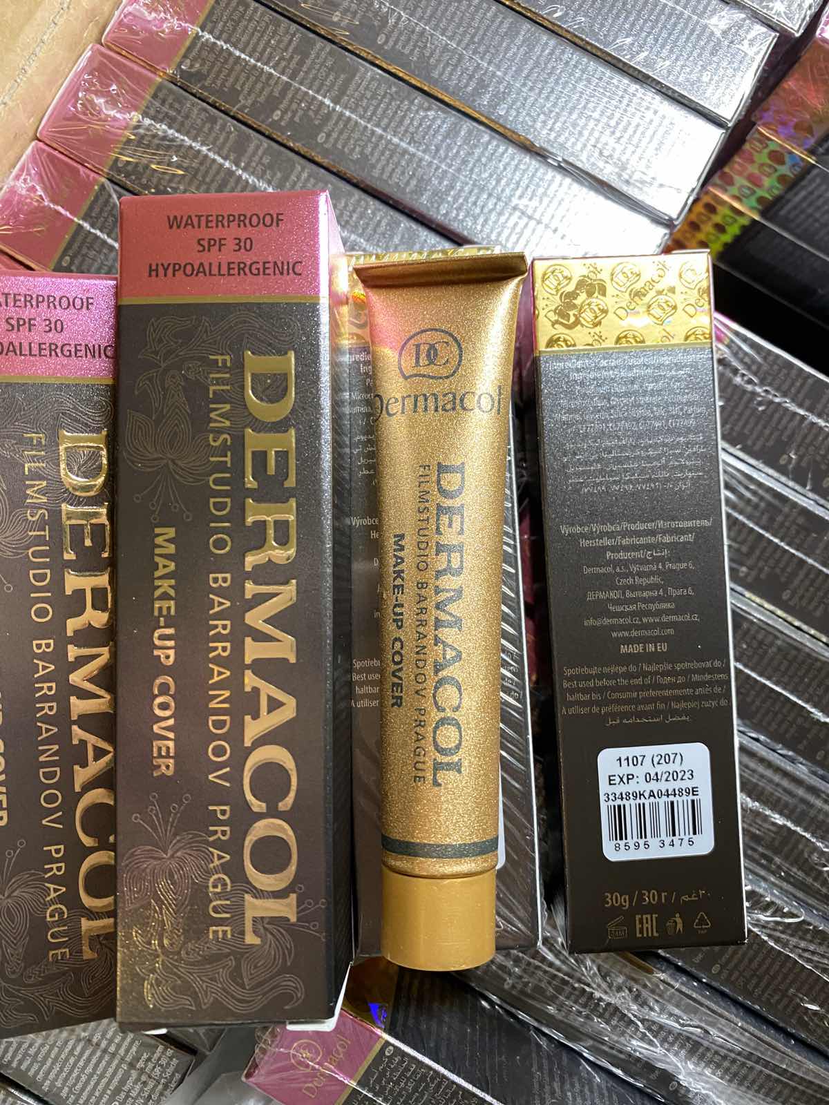 DERMACOL FOUNDATION